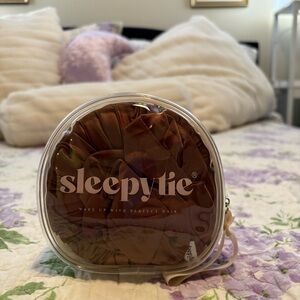 Sleepy Tie Large Blowout Protector/overnight curls